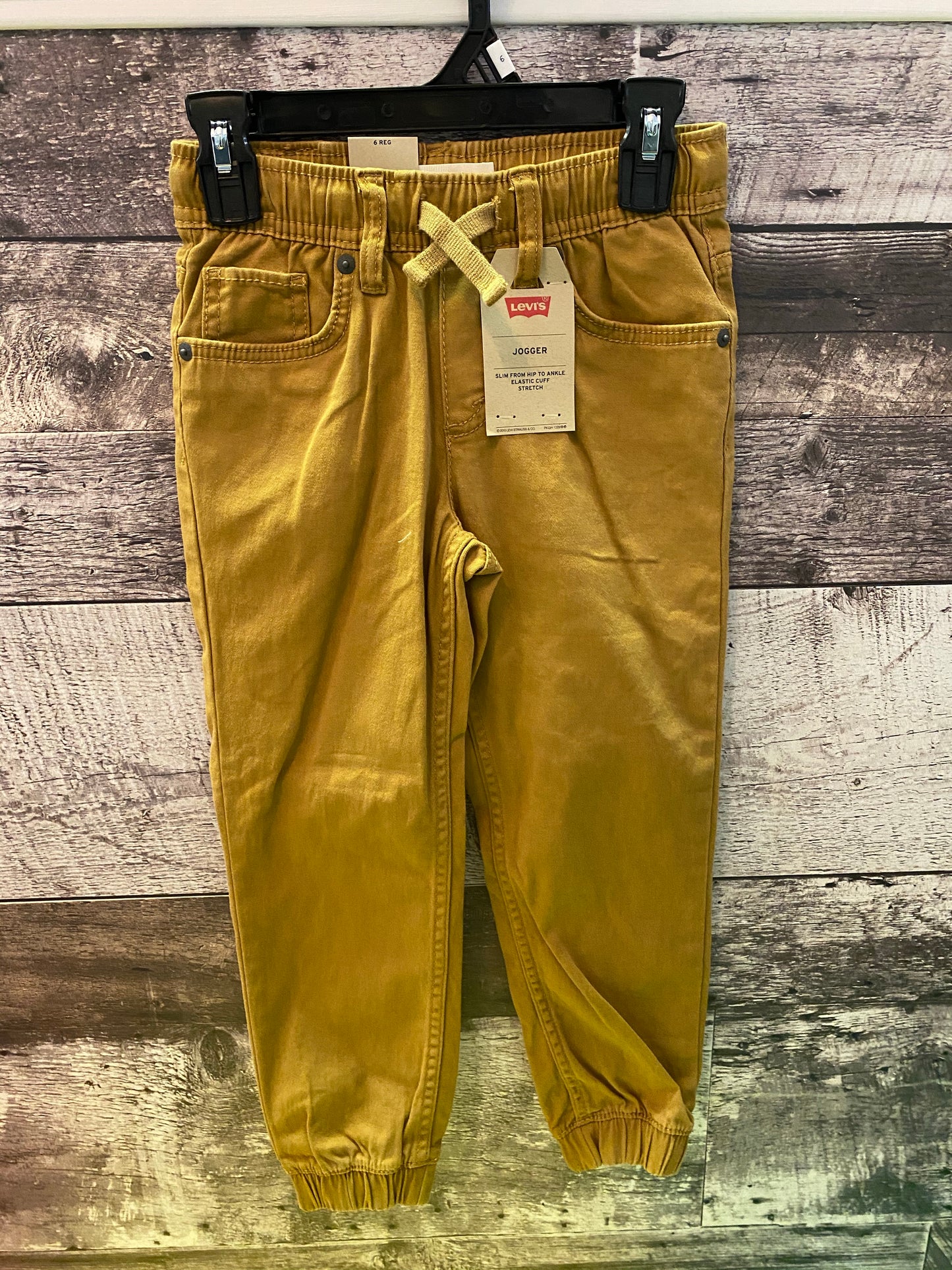 levis dijon twill jogger