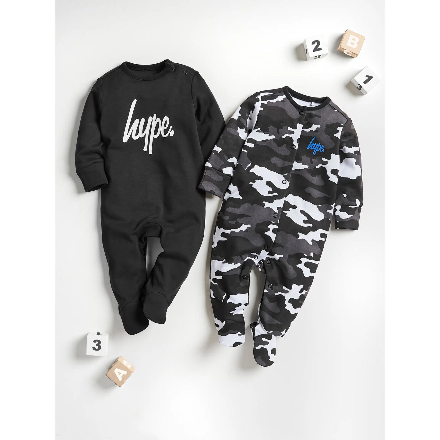 Hype Mono Sleepsuit -camo