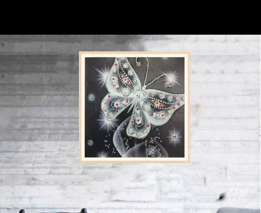 30 x 30 diamond painting (rhinestone) - black and red butterfly DZ016