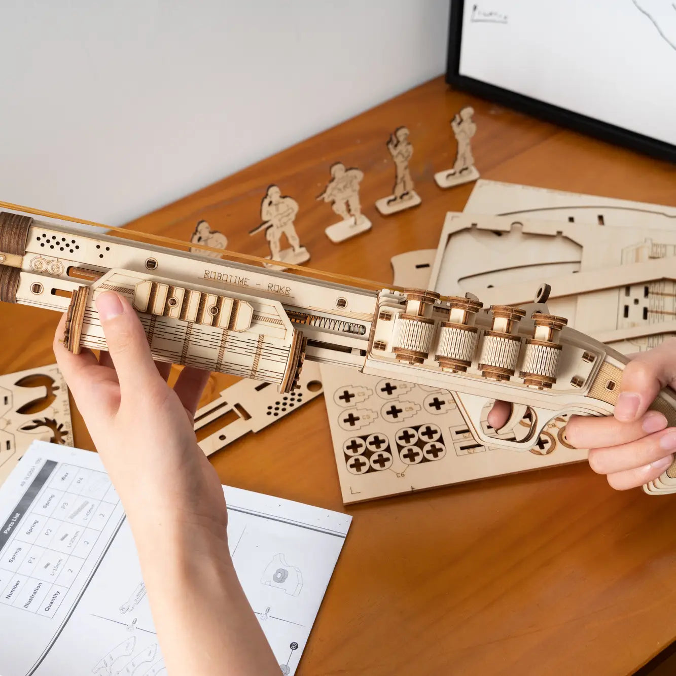 DIY 3D Puzzle Terminator M870 Rubber Band Gun