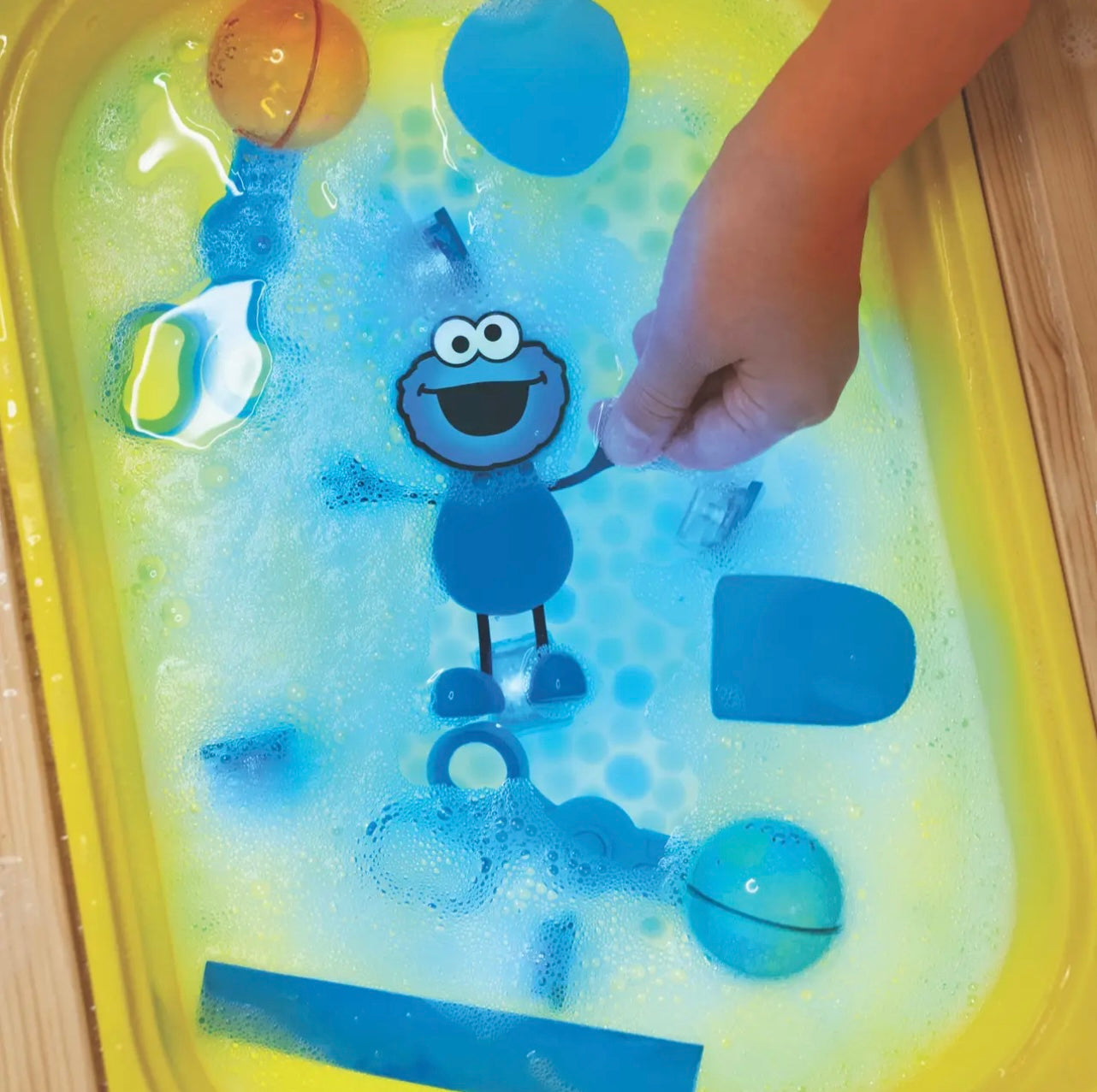 Glo Pal Cookie Monster - Sesame Street Character