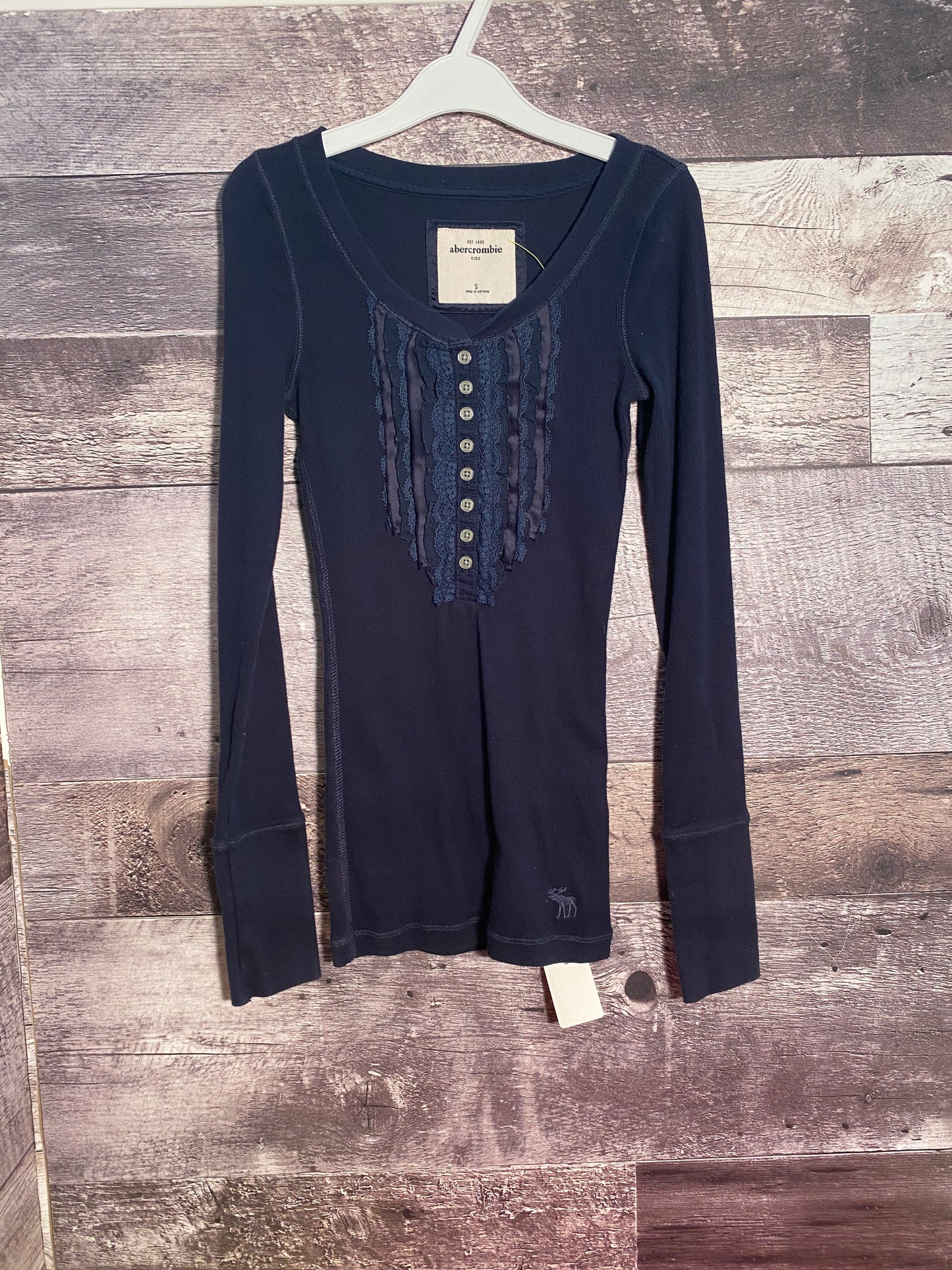 girls navy blue abercrombie top size small